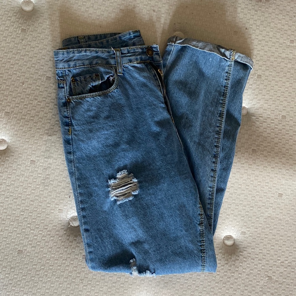 Ripped Mom Jeans